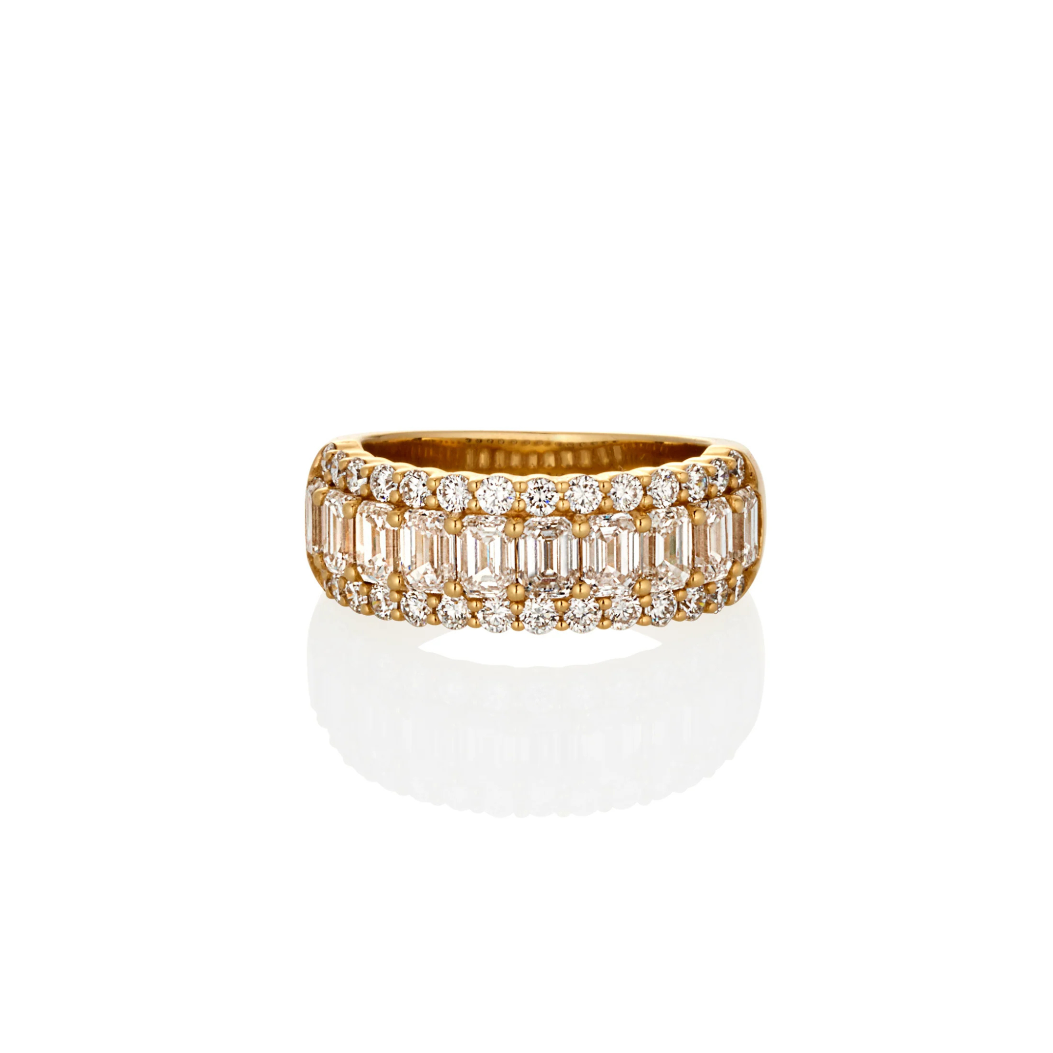 EMERALD & ROUND DIAMOND RING