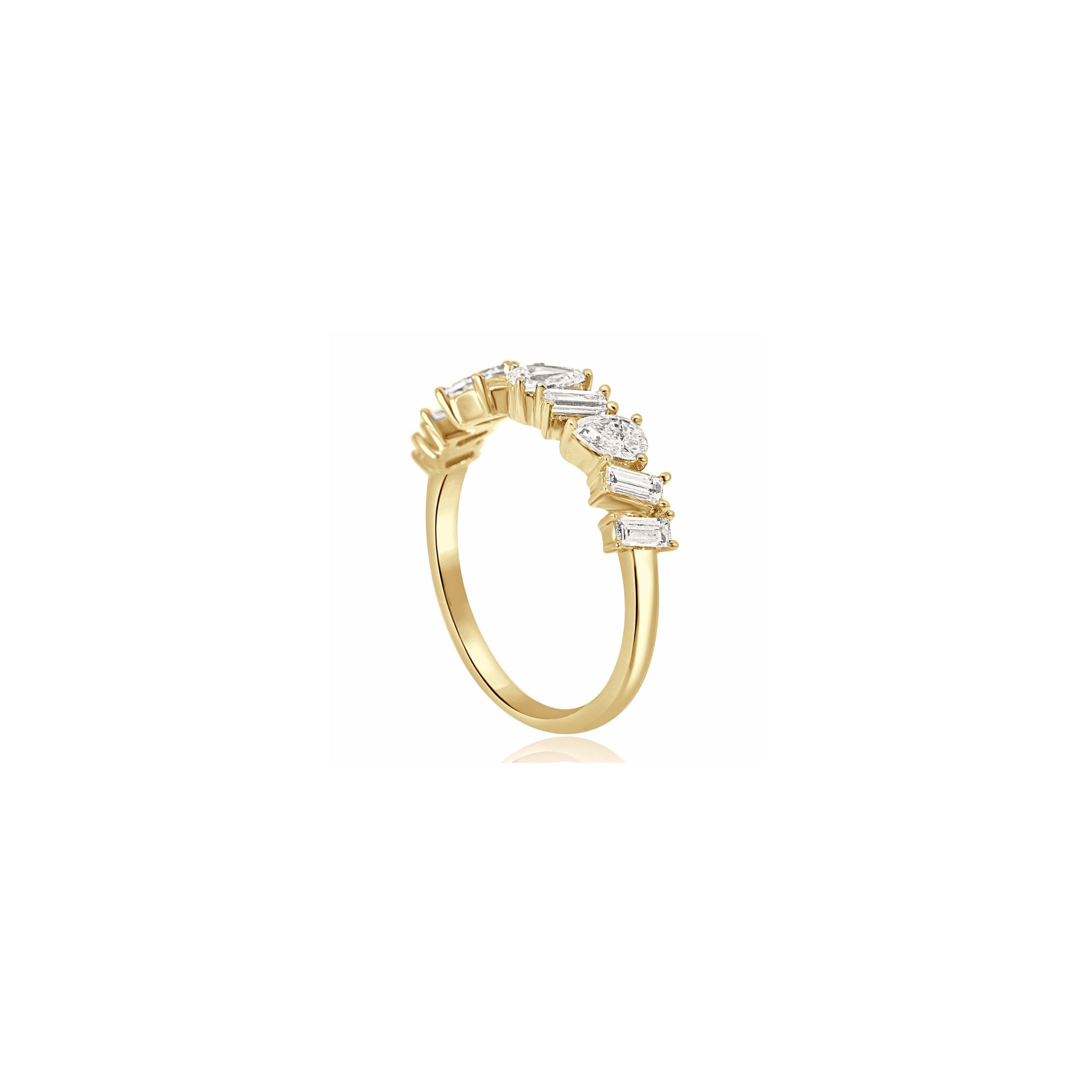 YELLOW GOLD PETITE SHAPES RING
