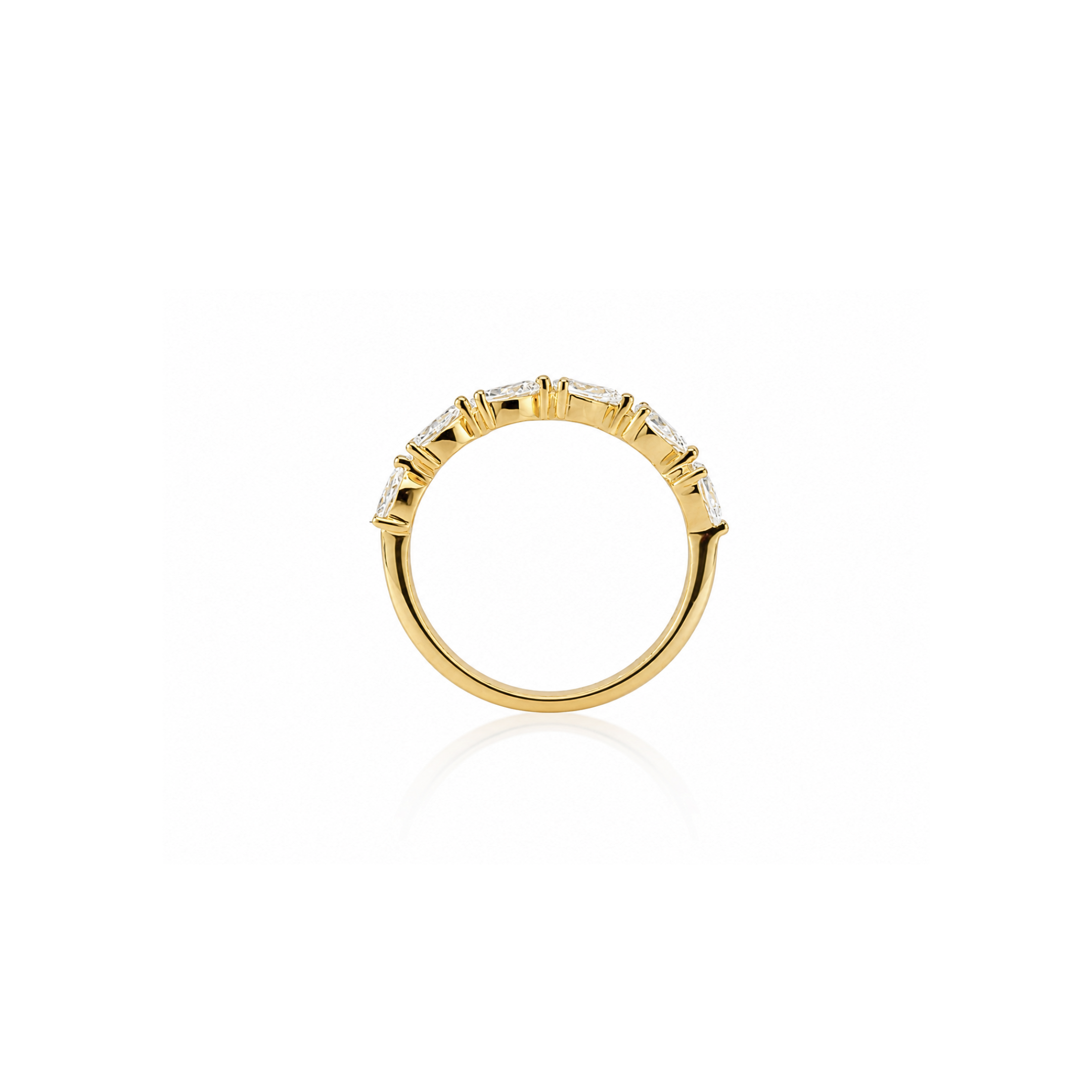 PEAR CUT DIAMOND SHARED CLAW BAND 0.92CT