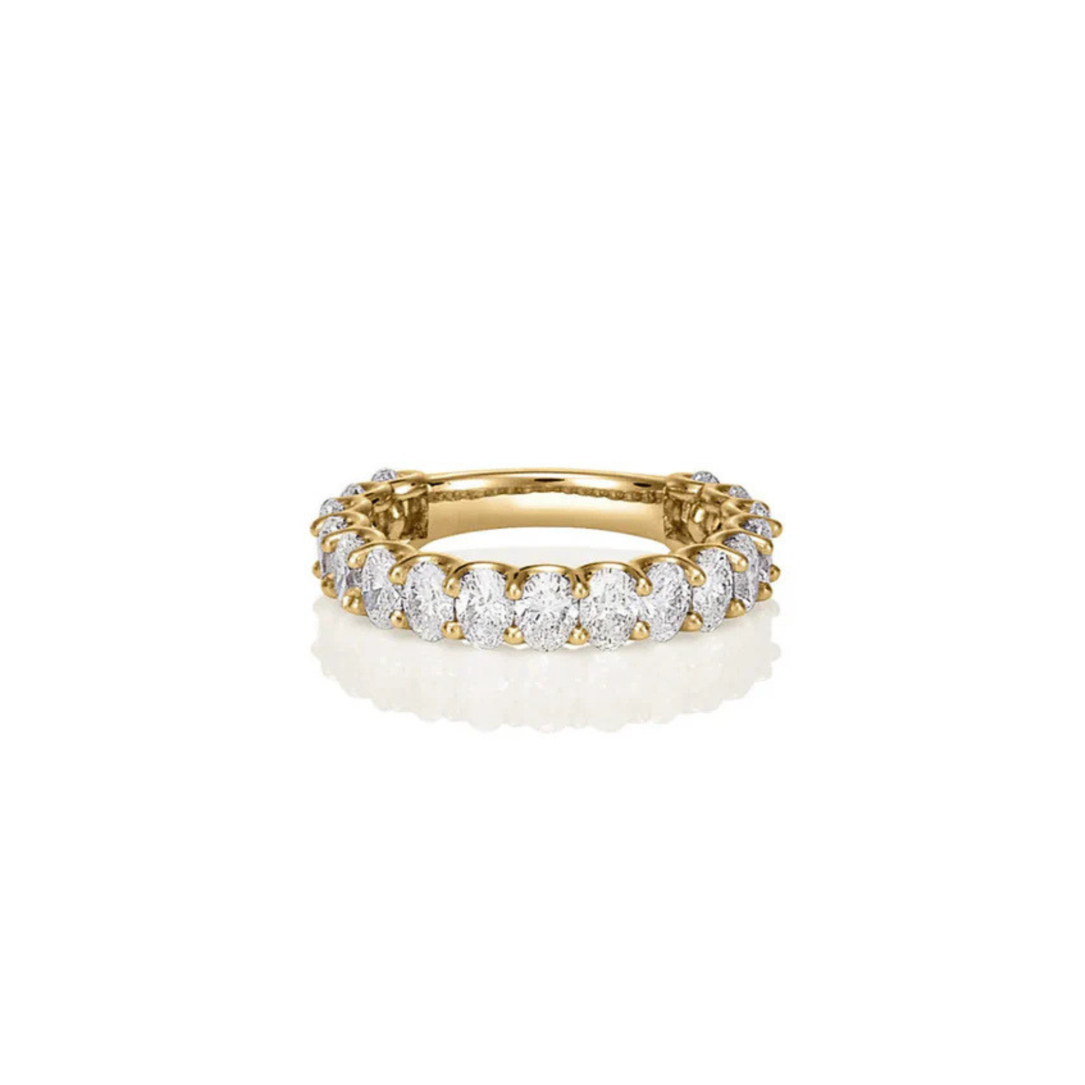 YELLOW GOLD OVAL SHARED CLAW DIAMOND BAND 1.10ct