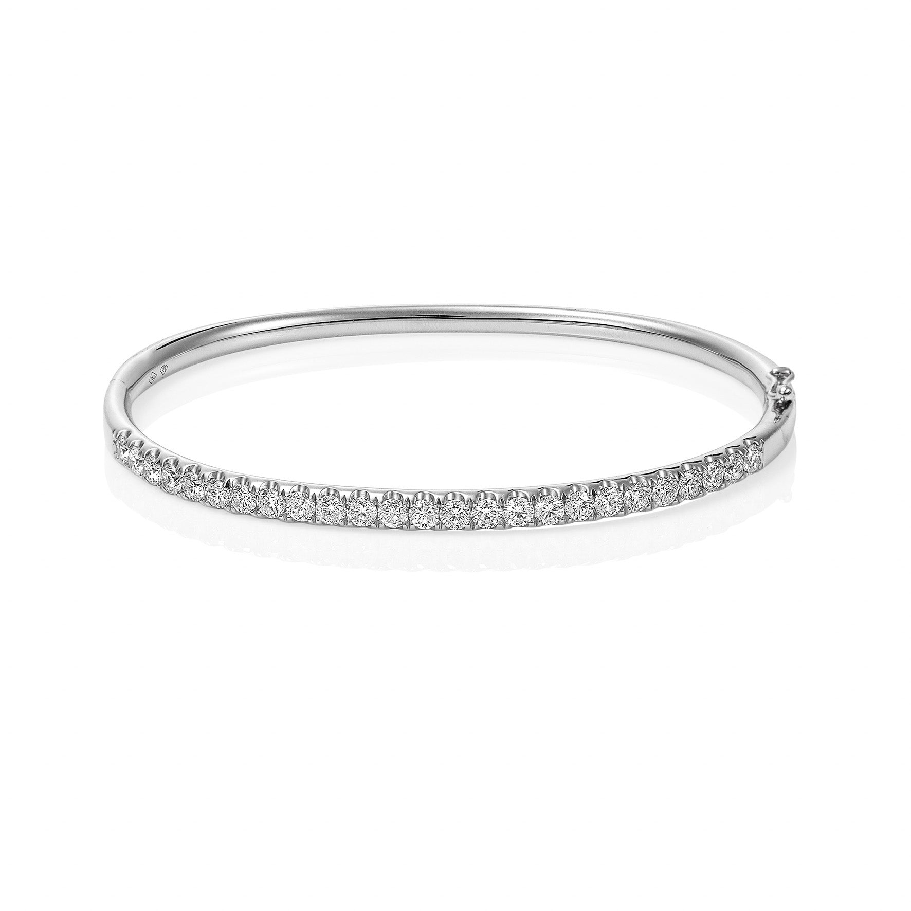 CUT CLAW DIAMOND BANGLE 2.32CT
