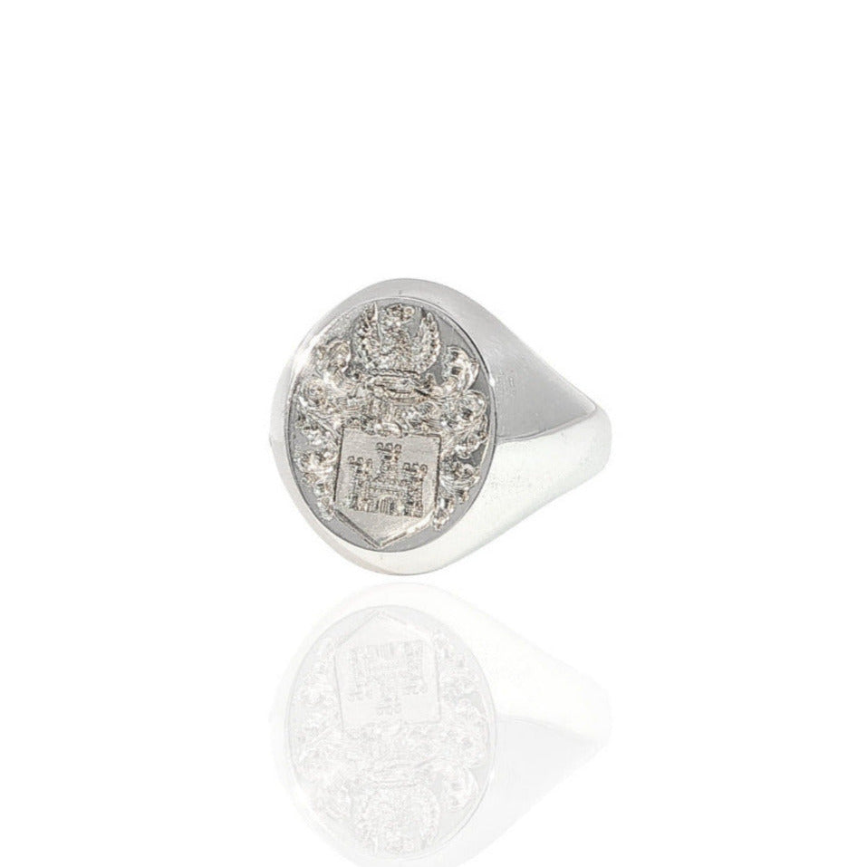 LONDON ENGRAVER FAMILY CREST SIGNET RING