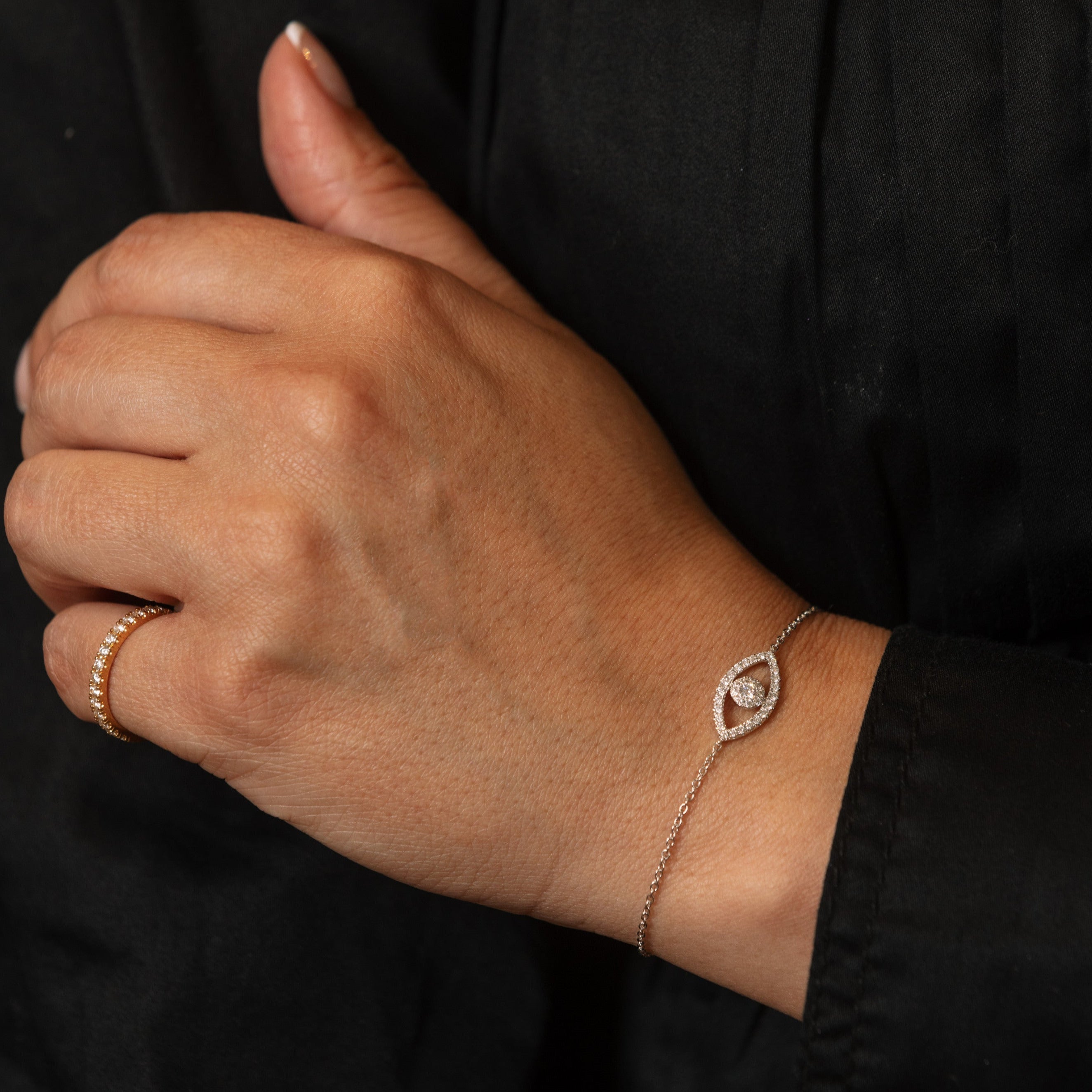 WHITE 'EYE OF PROTECTION' BRACELET