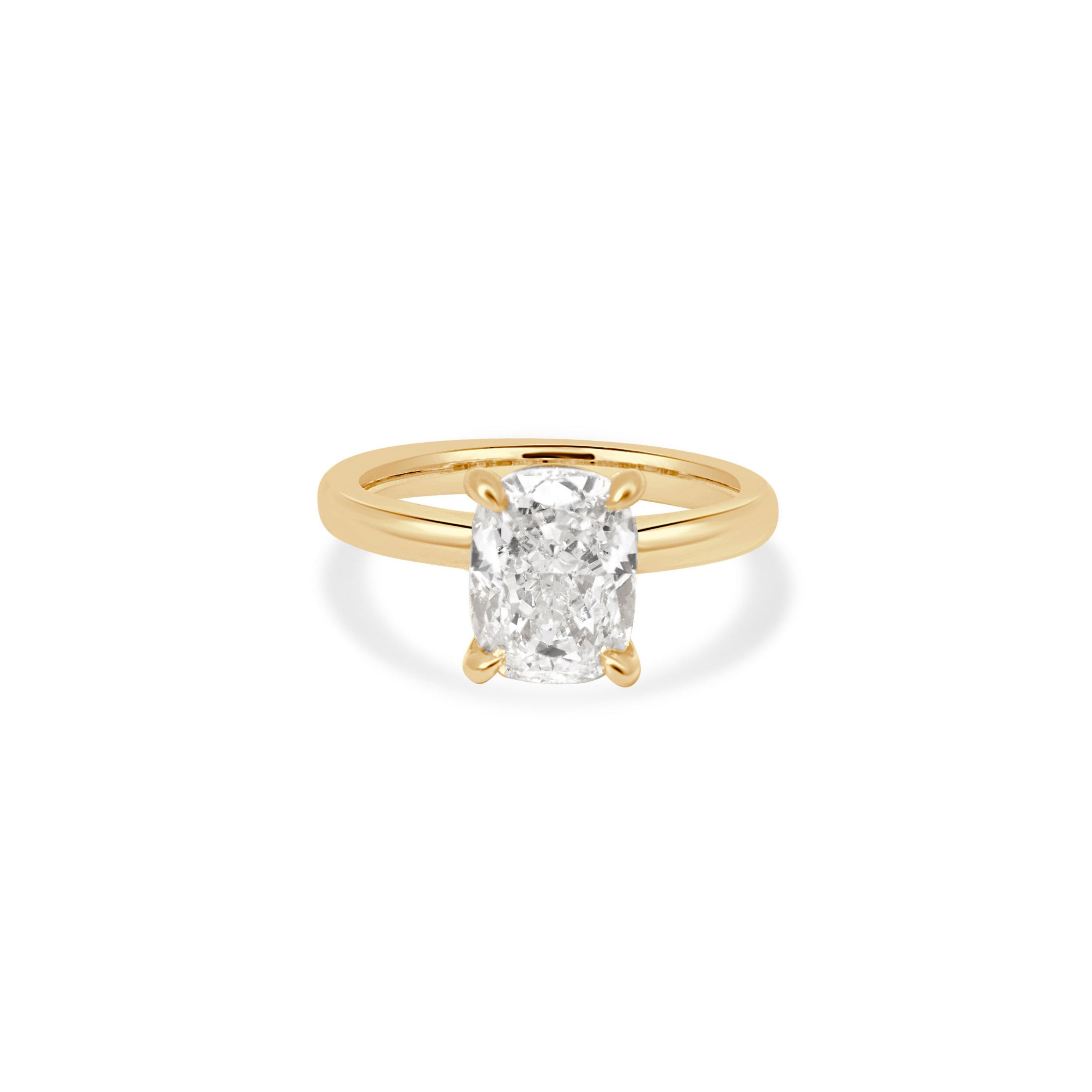 CUSHION CUT DIAMOND ENGAGEMENT RING