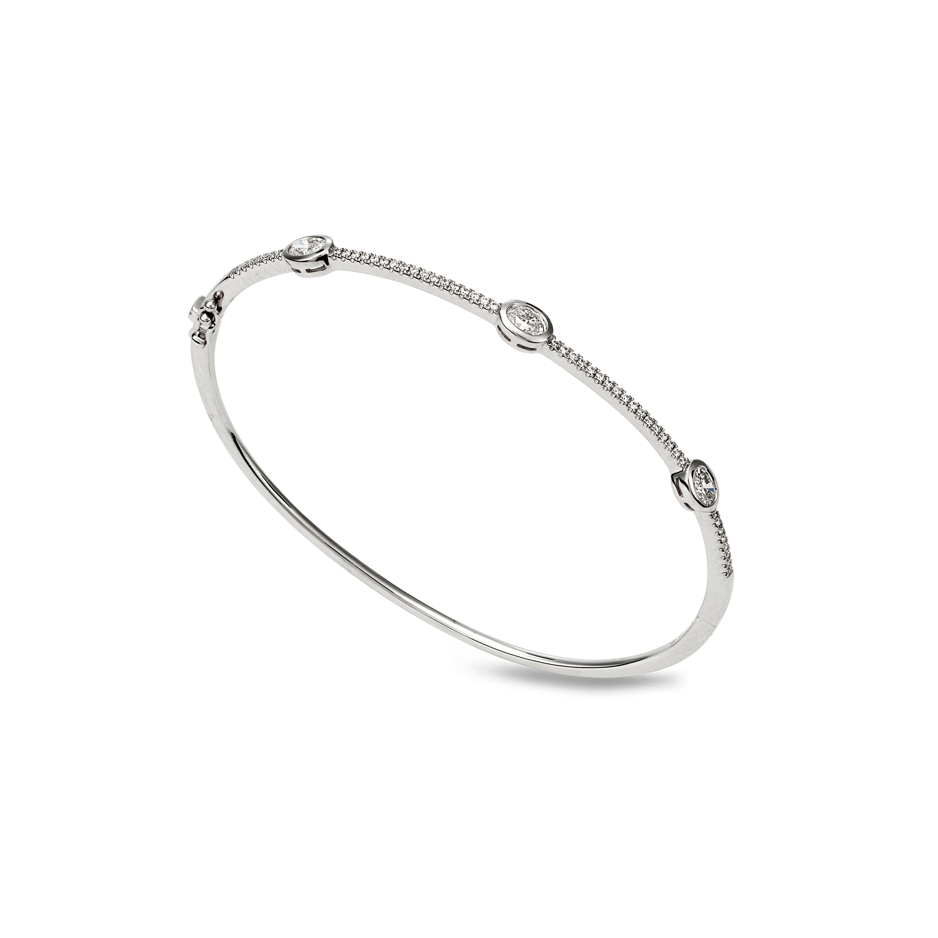 DIAMOND BANGLE WITH FEATURE OVALS