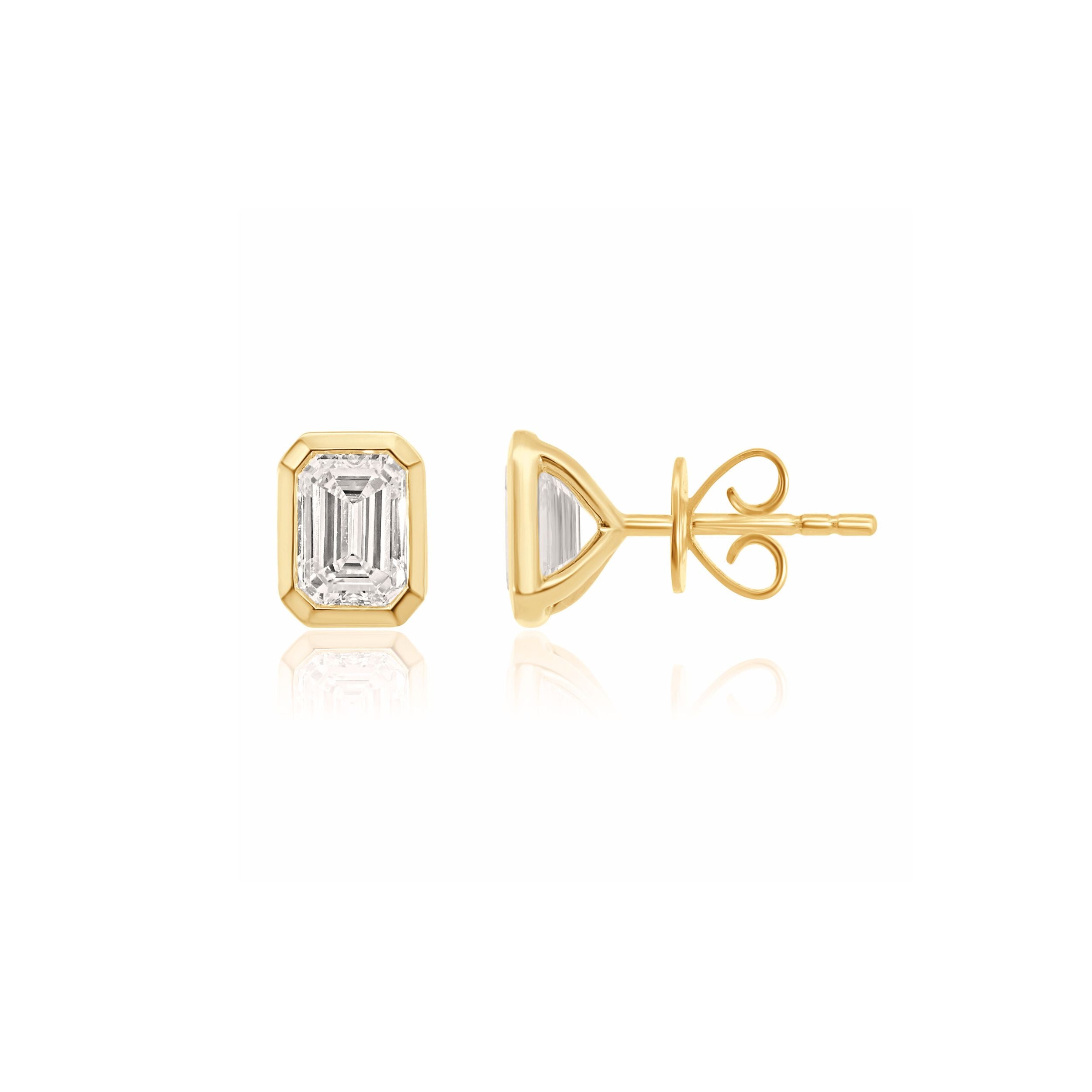 EMERALD CUT LAB DIAMOND STUDS