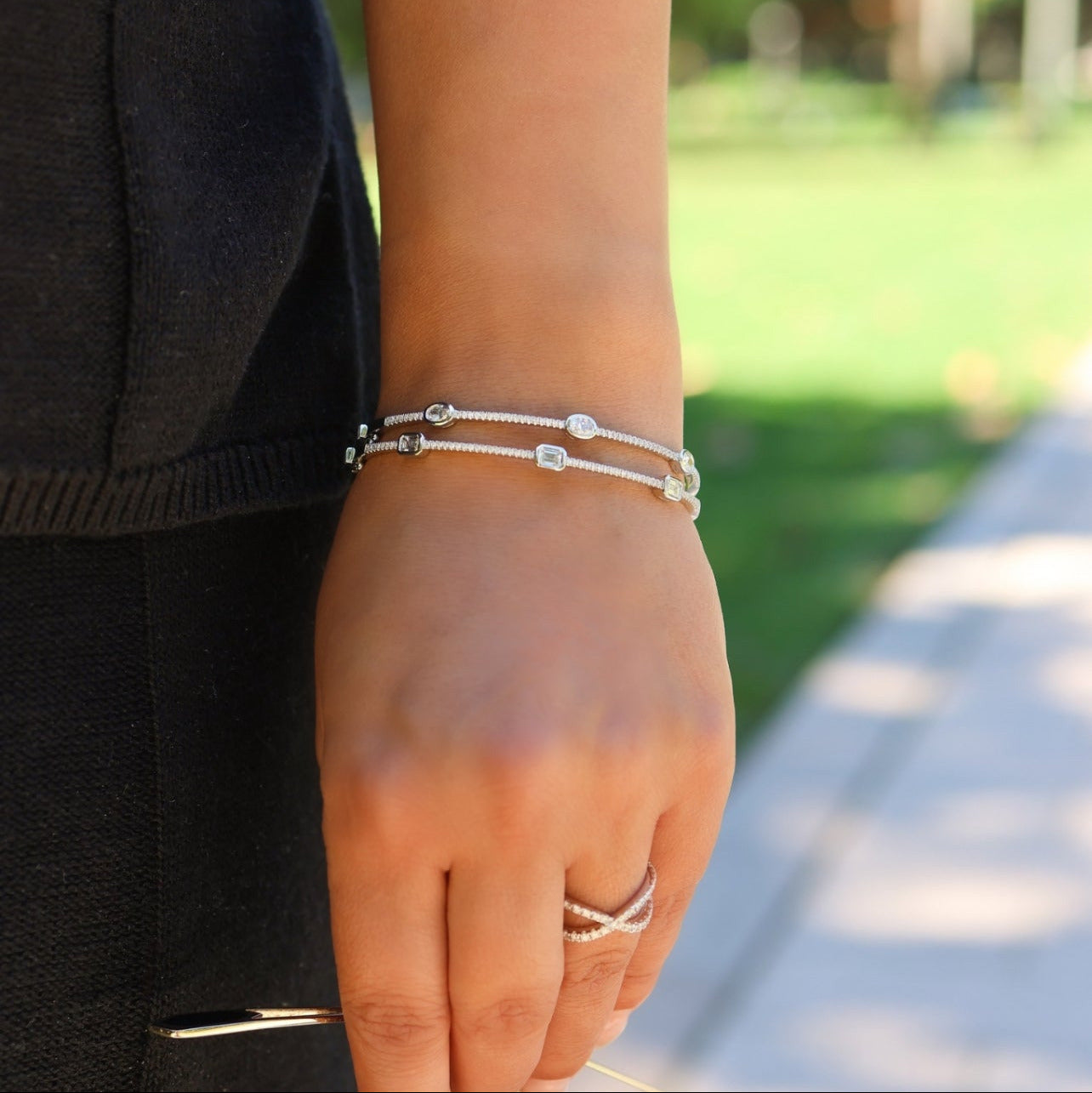 DIAMOND BANGLE WITH FEATURE EMERALDS