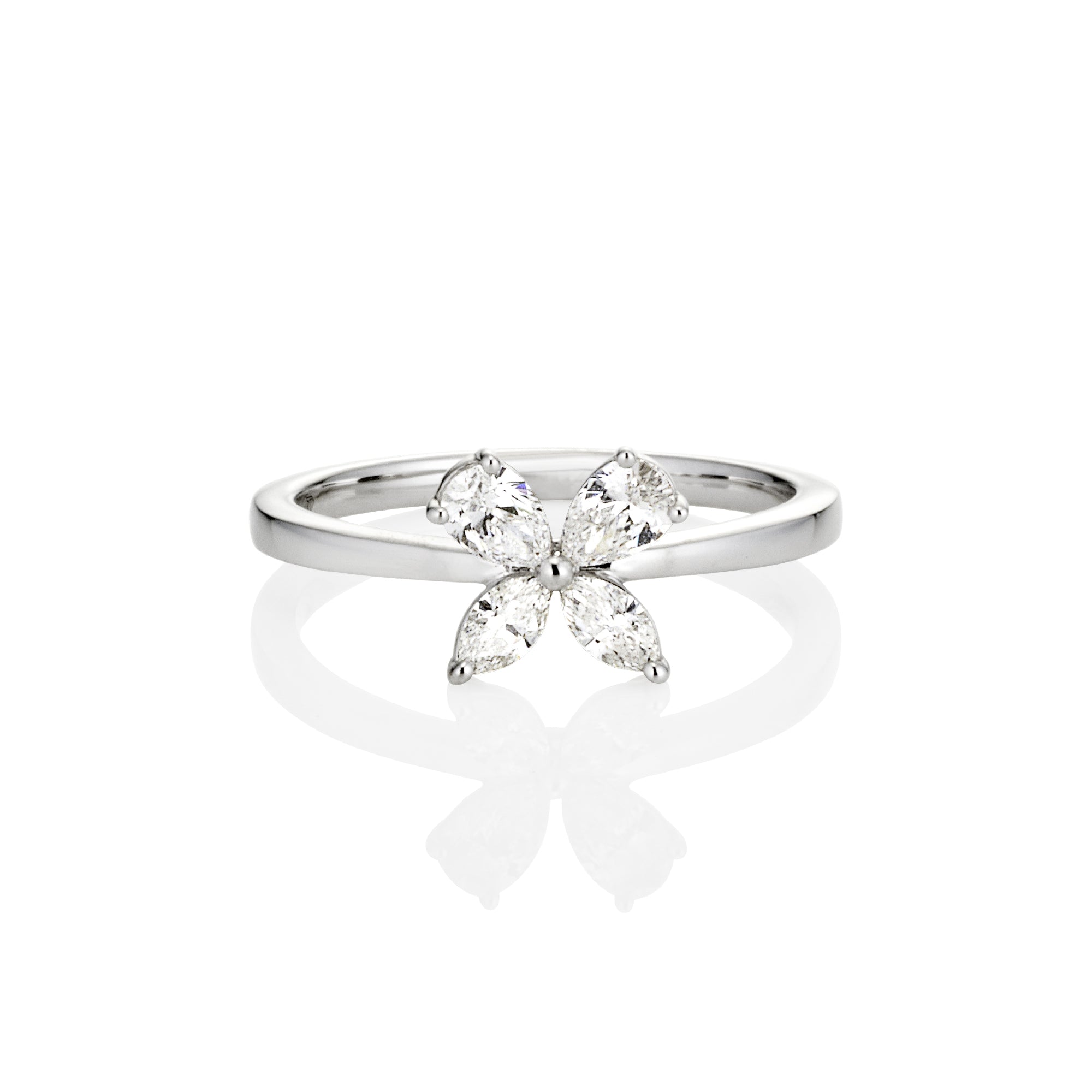 WHITE GOLD DIAMOND FLOWER RING