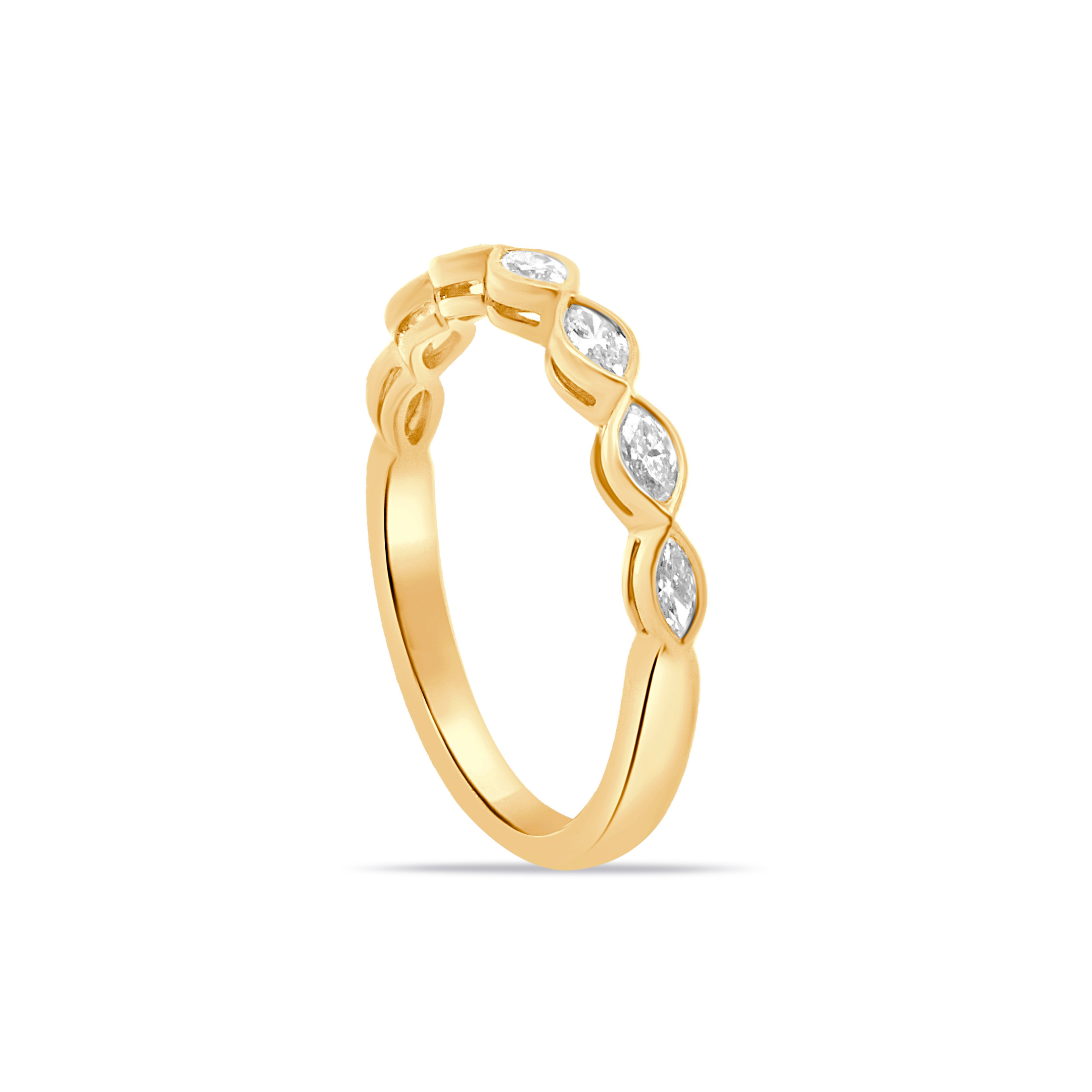 BEZEL SET MARQUISE DIAMOND RING