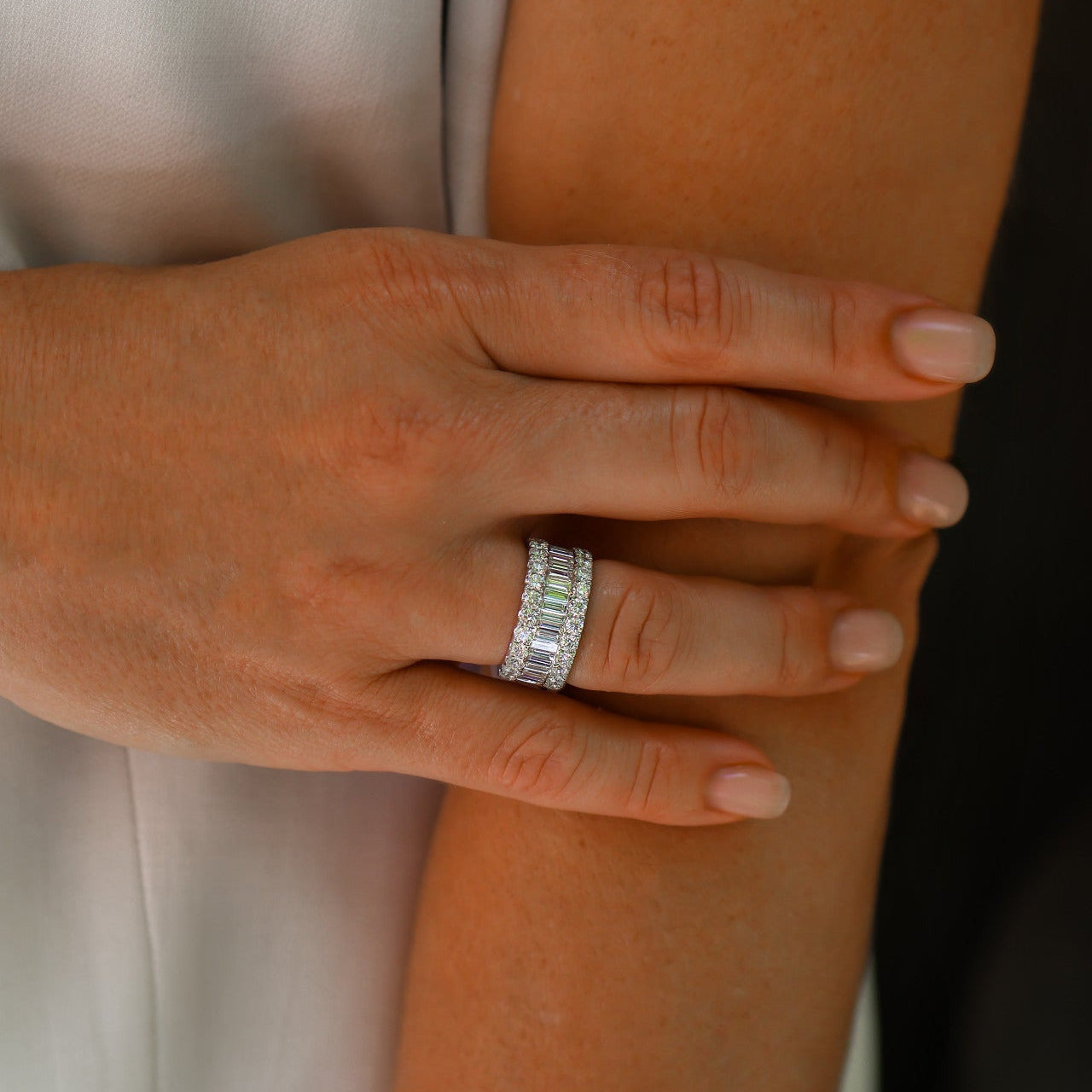 BAGUETTE & ROUND DIAMOND RING