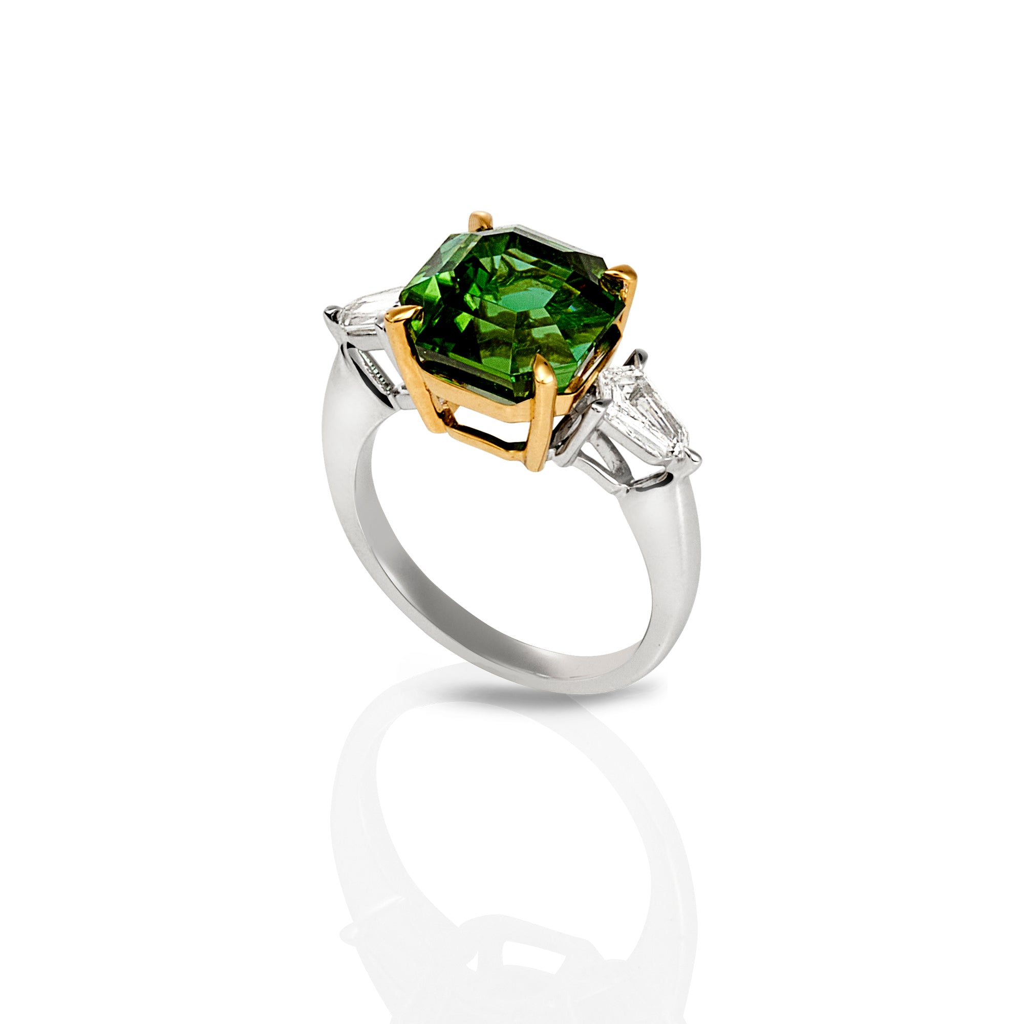 GREEN TOURMALINE & DIAMOND RING