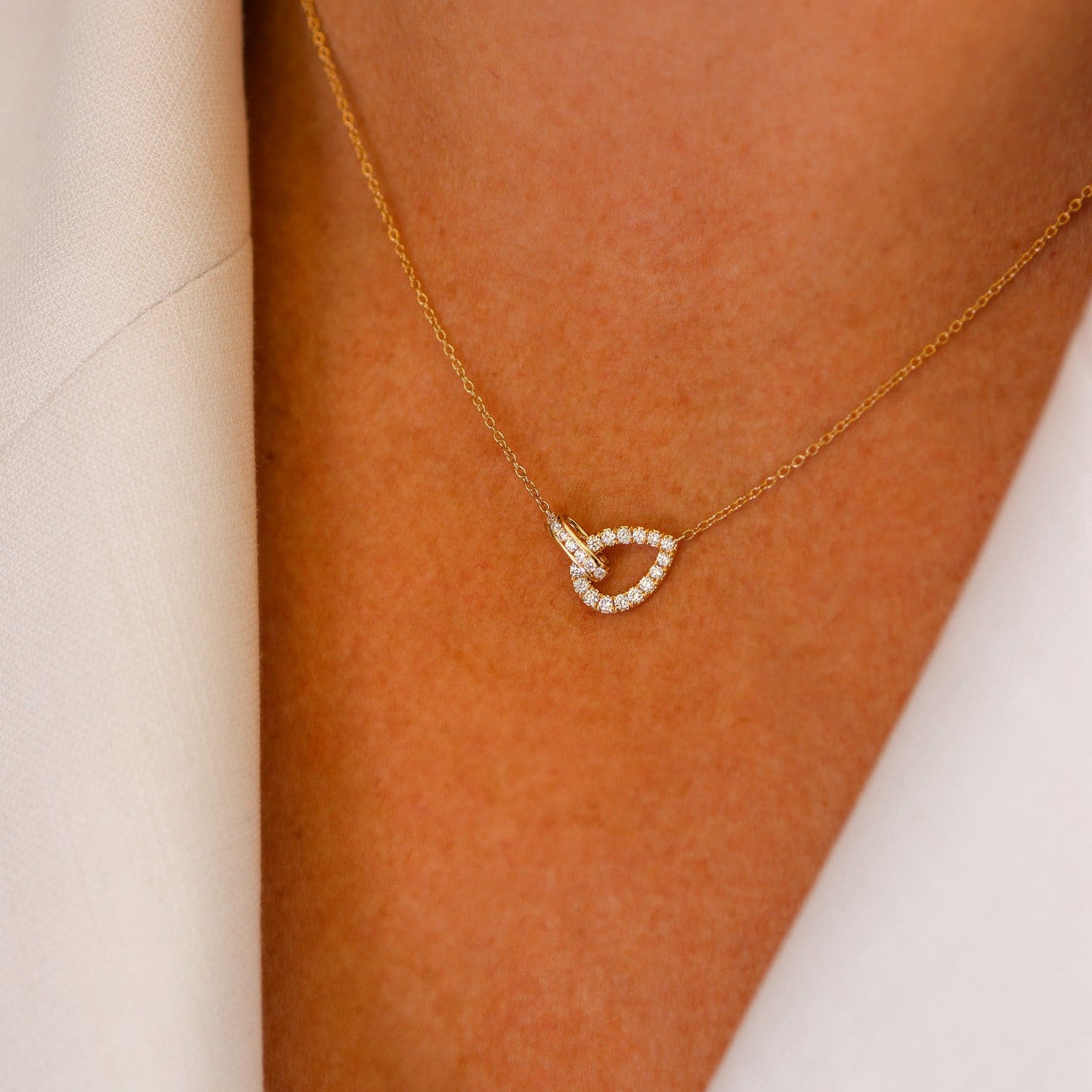 DIAMOND PEAR UNITY PENDANT