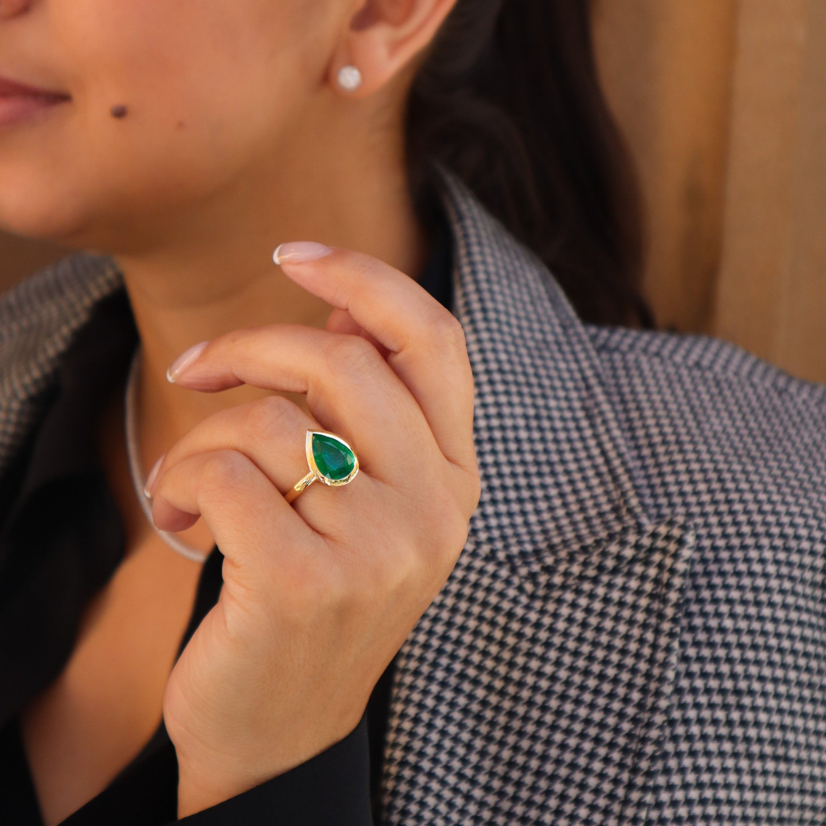 PEAR SHAPED ZAMBIAN EMERALD BEZEL SET RING