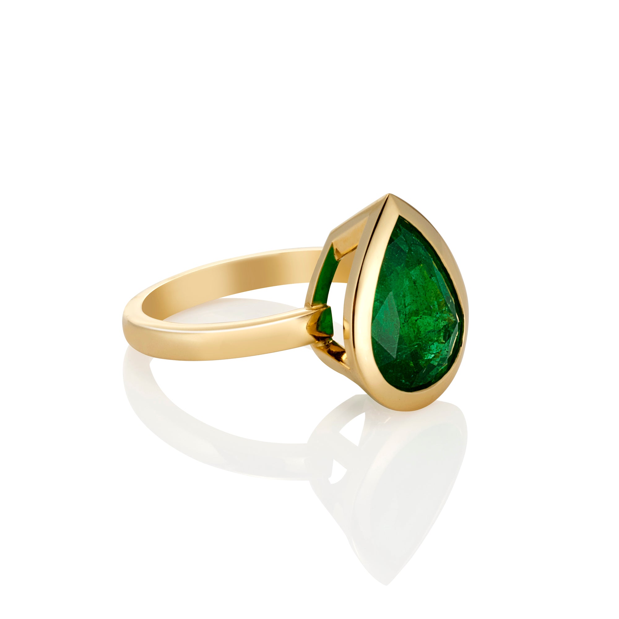 PEAR SHAPED ZAMBIAN EMERALD BEZEL SET RING