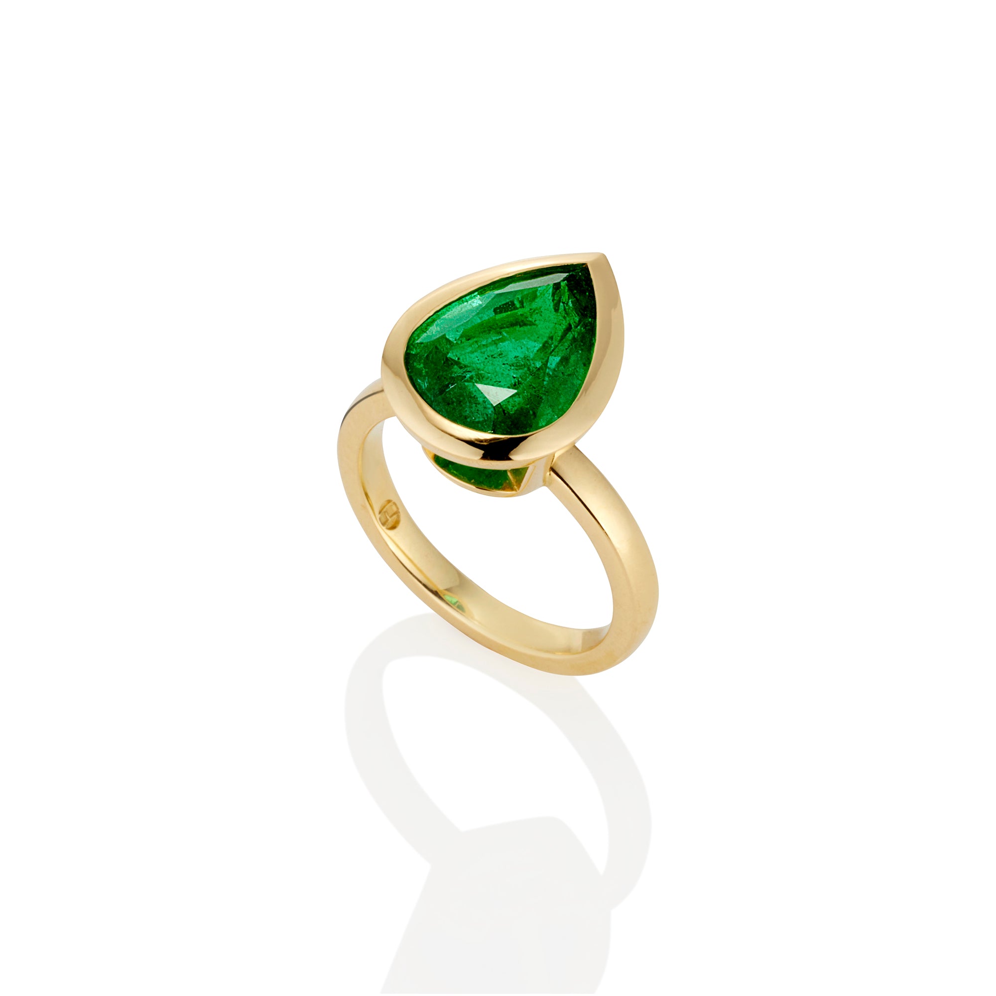 PEAR SHAPED ZAMBIAN EMERALD BEZEL SET RING