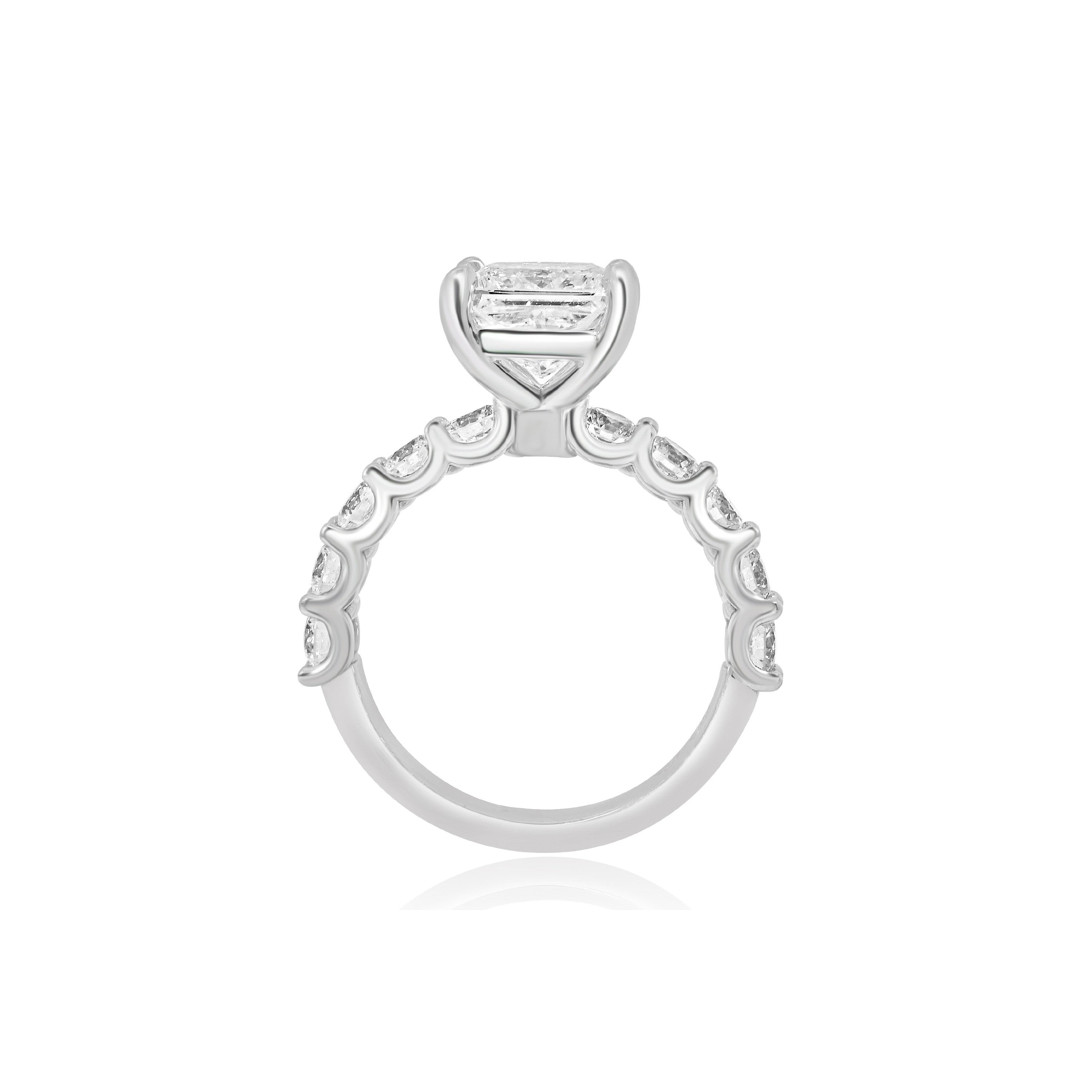 PRINCESS CUT ENGAGEMENT RING