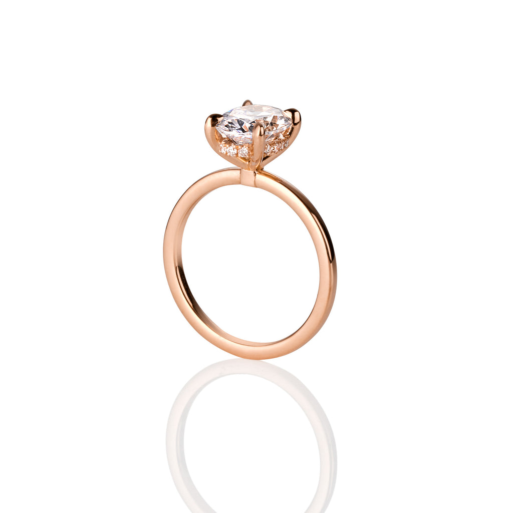 OVAL SOLITAIRE ENGAGEMENT RING