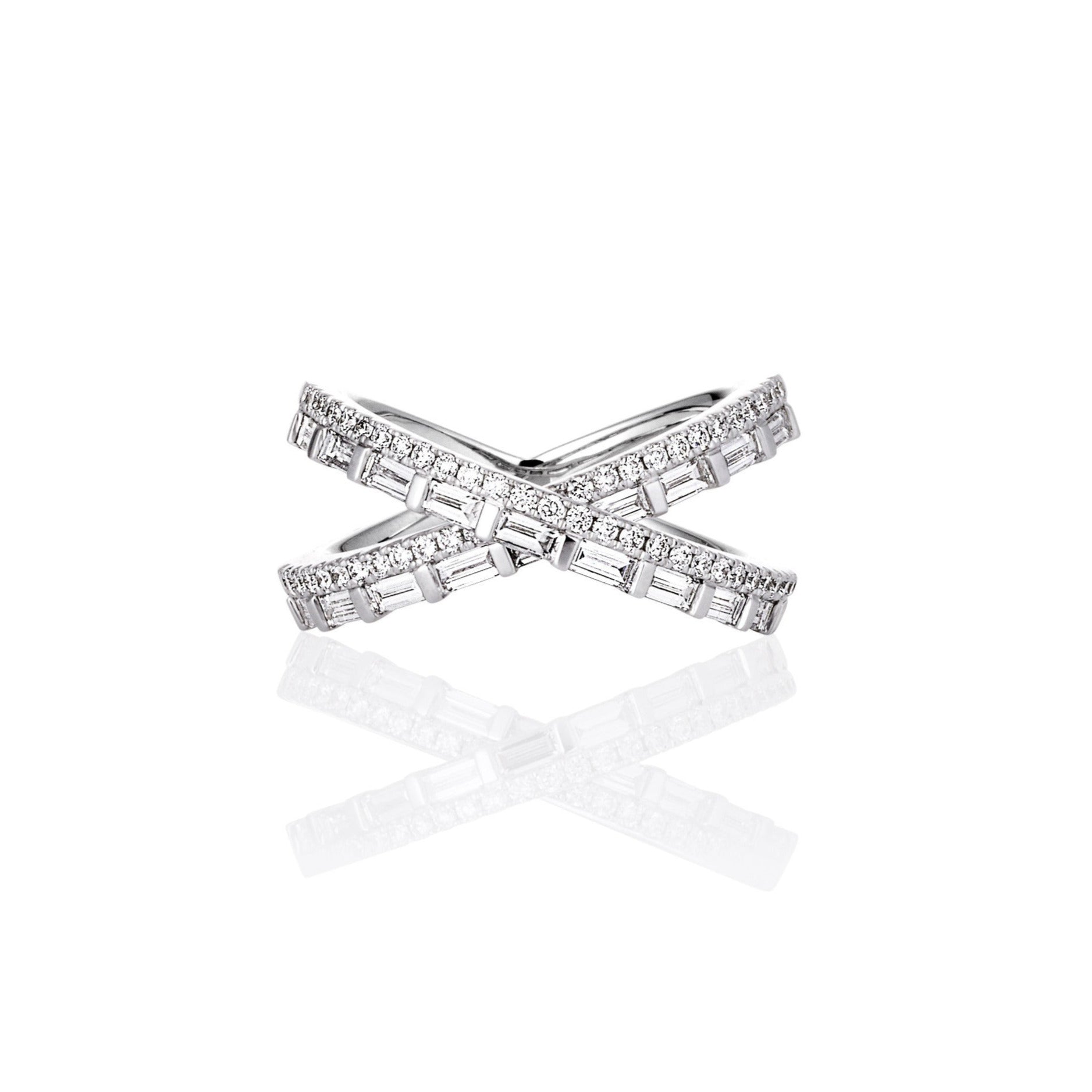 BAGUETTE & ROUND DIAMOND X RING