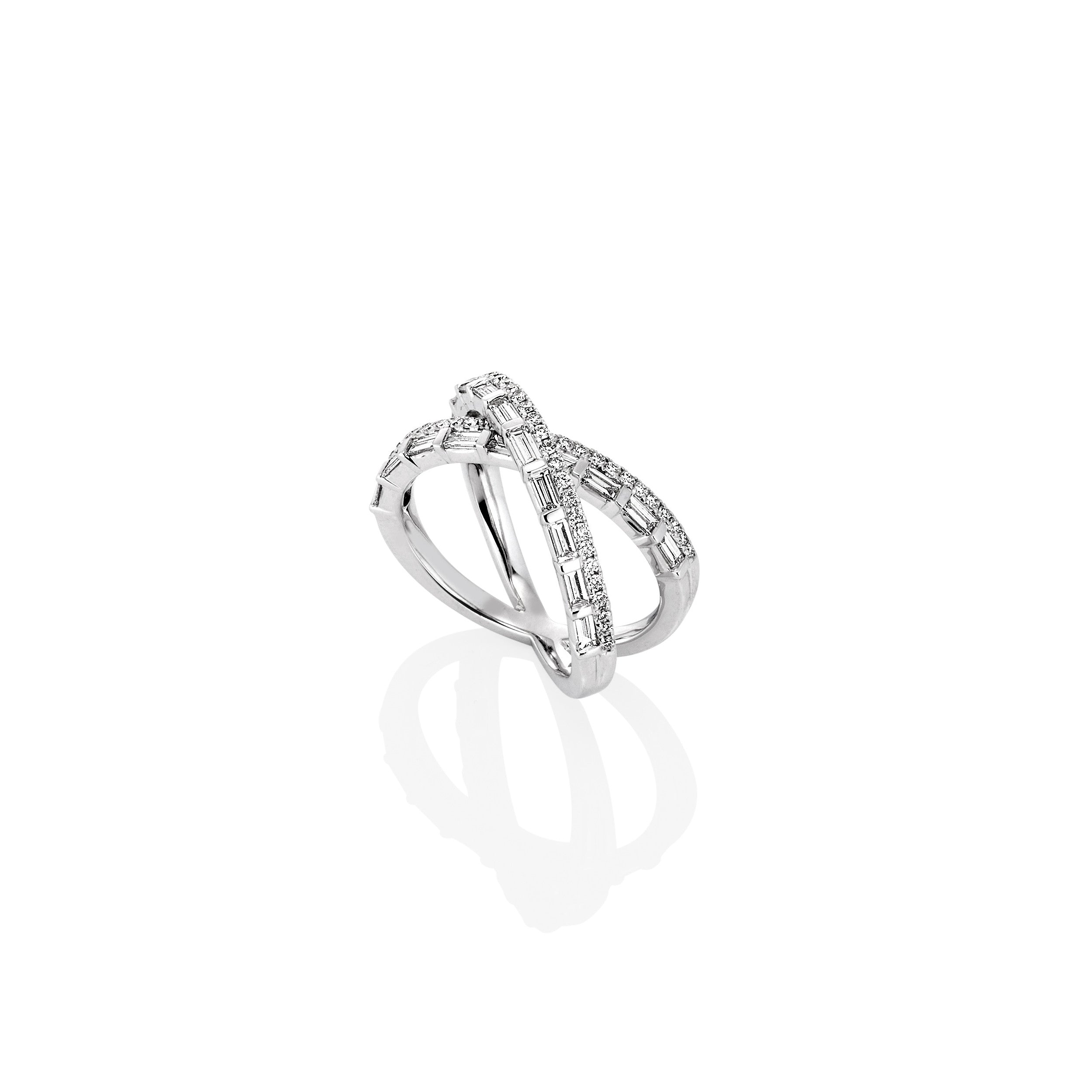 BAGUETTE & ROUND DIAMOND X RING