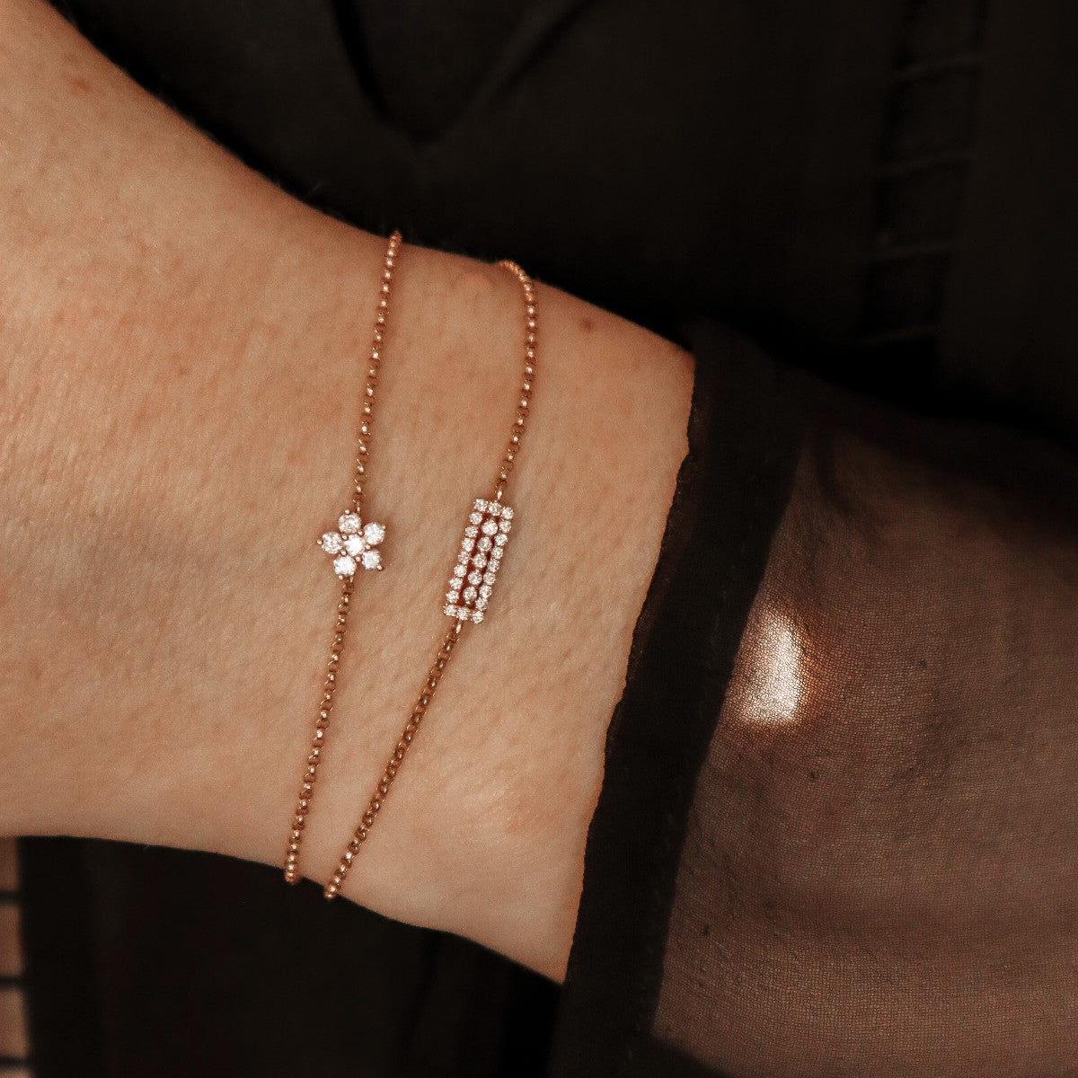 ROSE GOLD DIAMOND HALO BAR BRACELET