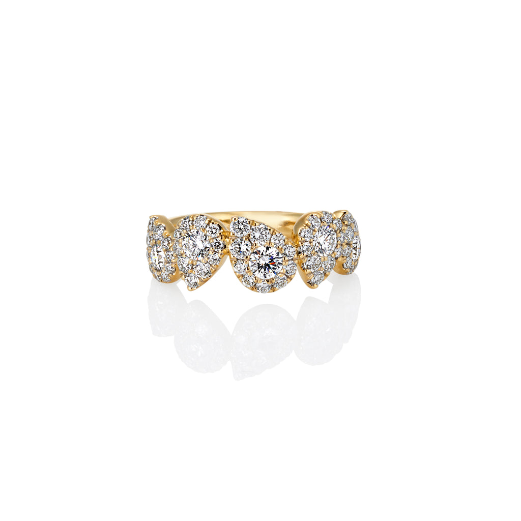 18ct yellow gold ring with alternating pear shapes on the front that have been set with round diamonds